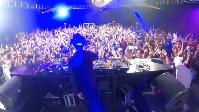 Manila Kila ft. Nevve - EVERYDAY, EVERYDAY (Manila Killa VIP) [clip from 88rising x HITC] смотреть онлайн