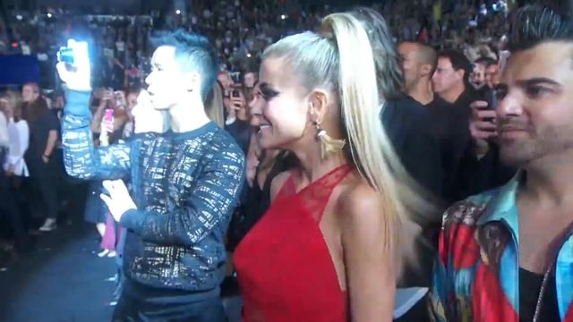 Nicki Minaj - Anaconda (Fashion Rocks 2014) смотреть онлайн