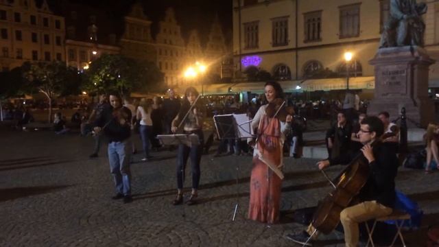 Чардаш,   Польша,   Wroclaw ,( уличные музыканты )