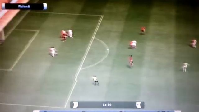 Coup franc de dingo, PES 2012, B. SCHWEINSTEIGER смотреть онлайн