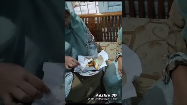 Project Percakapan Siswa Bersama Orang Tua Menggunakan Bahasa Krama (Azdkia Elysia Azarine) смотреть онлайн