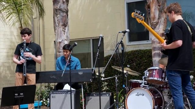 SMELLS LIKE TEEN SPIRIT performed by the LUCA MENDOZA SEXTET смотреть онлайн