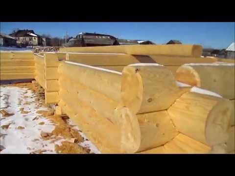 Моя работа (сруб дома из полулафета)