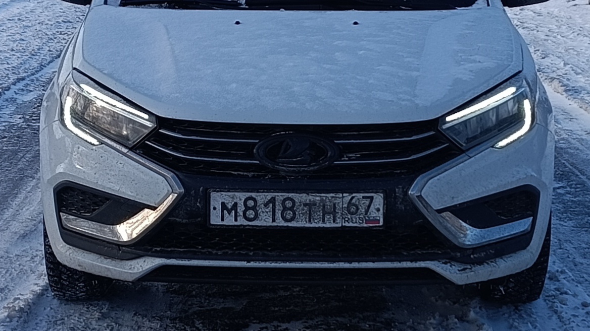 LADA Vesta NG,,,как светят фары , супер или ?!?!?! смотреть онлайн