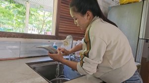 Funniest Animals 😄Monkey Su with KuKu wants mom to cook fish