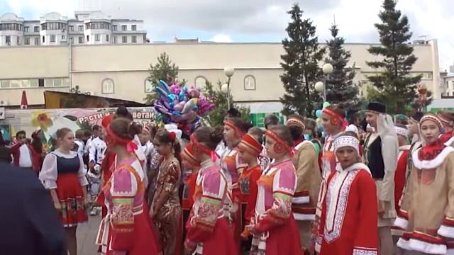 День 428-летия Тюмени. ул.Орджоникидзе смотреть онлайн