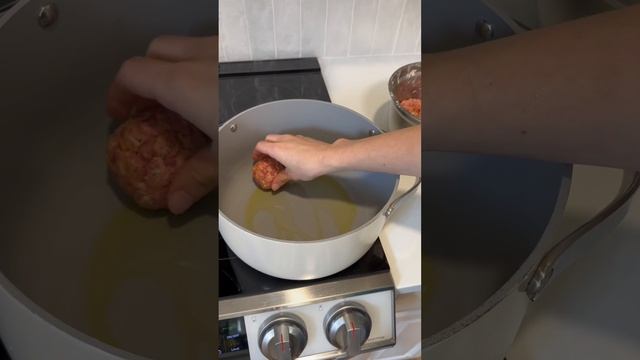 #dinnerrecipe #dinneridea #meatballrecipe смотреть онлайн