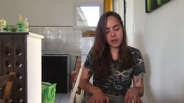 Le confinement (Le testament) - Julia смотреть онлайн
