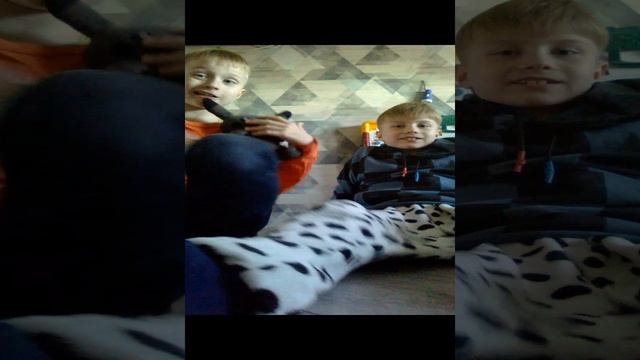 Пупсень и Вупсень поссорились Вупсень опаздывает происходит что-то странное //Пупсень лайф