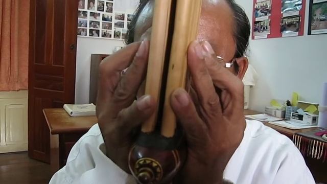 Lao Khaen Master Somdee playing Lam Khonsavan смотреть онлайн