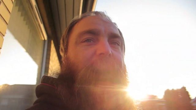 THE CAR CAUGHT FIRE (4.24.15 - Day 1634) смотреть онлайн