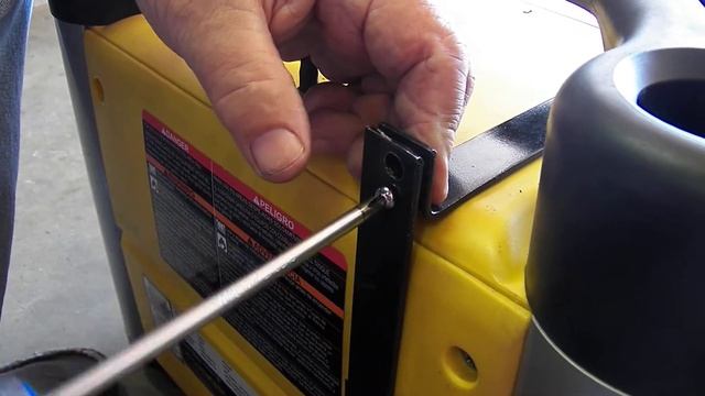 SGP Security Lock Band for Champion Inverter 2000 смотреть онлайн