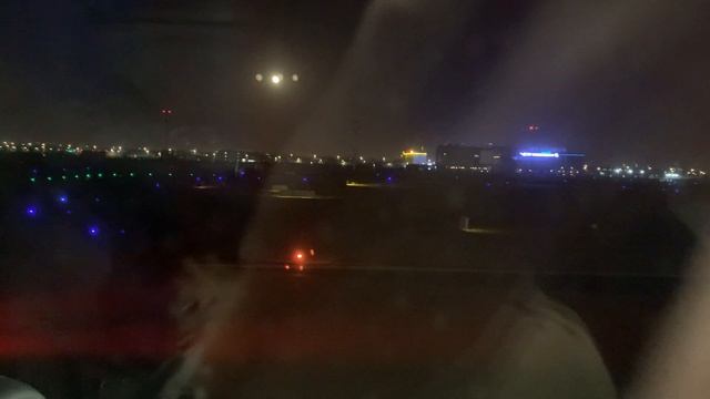 A320neo takeoff in Tianjin смотреть онлайн