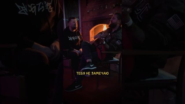 Ты можешь быть максимально серьёзным дядей, но при любом удобном случае петь песни Юлии Савичевой.