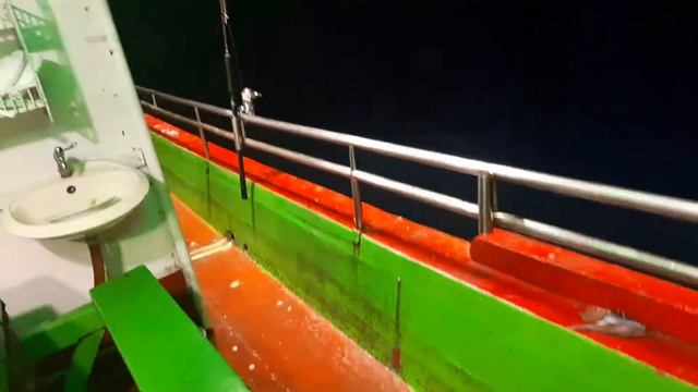 Fishing for Rubi Snappers & Grouper in the EEZ Zone of the Andaman Sea Border смотреть онлайн