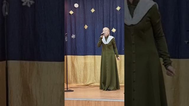 «Скоро святки» (муз. А. Карабетова, сл. С. Ковалёвой) смотреть онлайн