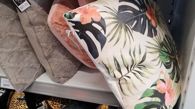 ACTION - 2 JUIN 2021 - ARRIVAGE Mes secrets de nana Razika смотреть онлайн