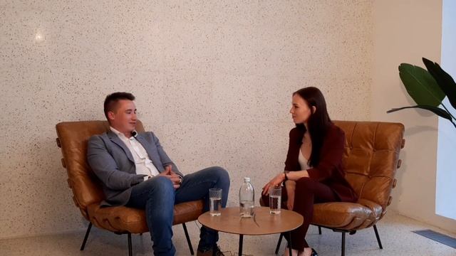 Интервью директора "РТС Инновации" Денисенкова Николая с Лукьяновой Ксенией агентство Plan B Digita смотреть онлайн