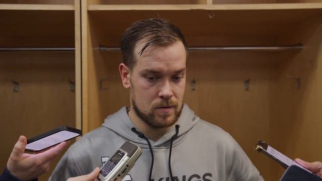 Forward Viktor Arvidsson | 02.15.24 LA Kings Win over New Jersey Devils | Postgame Media смотреть онлайн