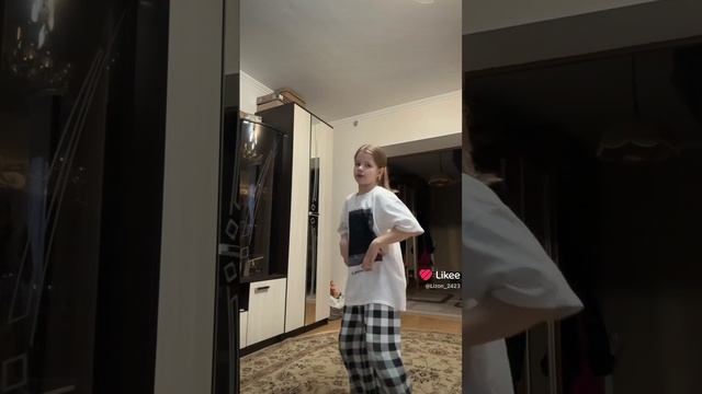 Ура каникулы смотреть онлайн