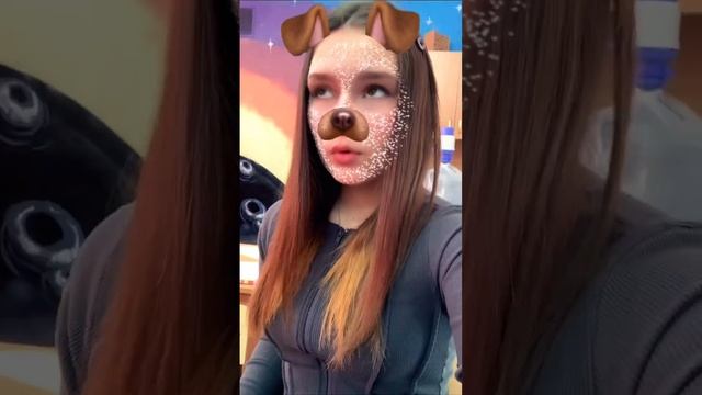 Тут голодные собаки🫢 смотреть онлайн