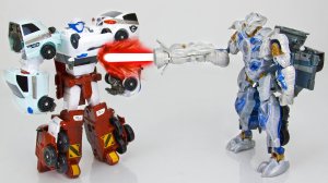 Мультик Кватран против Мегатрона. Игрушки Тоботы Трансформеры.