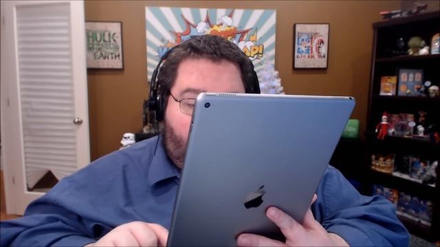 Unboxing an Ipad Pro! Christmas Present смотреть онлайн