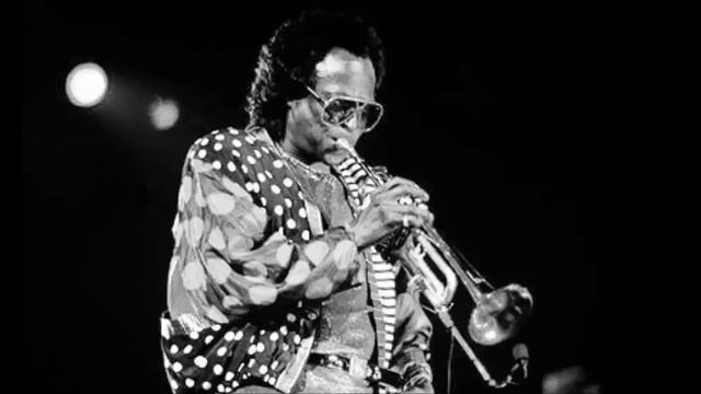 Miles Davis, "Tutu", live at Umbria Jazz, 1989 смотреть онлайн