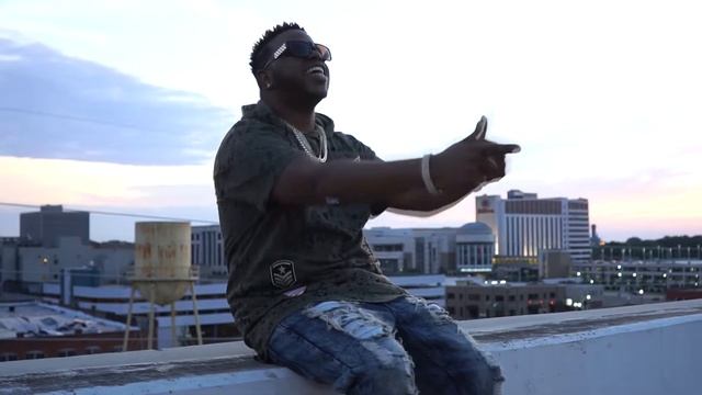 Jay Croz tha Chameleon - Show Up & Show Out смотреть онлайн