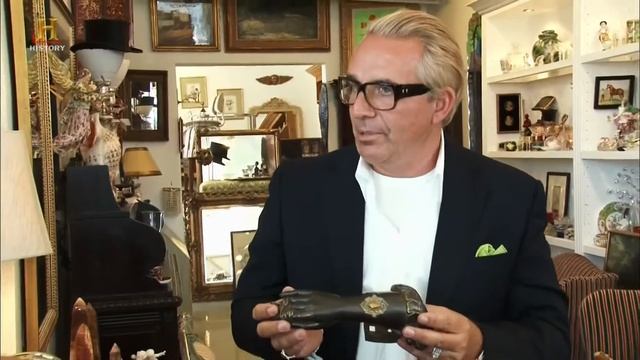 Хватай не глядя 3 25 Тастинские пчёлы Tustin, Bee Have a Problem Серия 05 смотреть онлайн