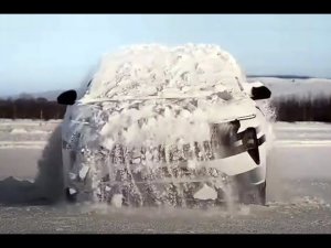 Новый китайский авто Nio ET9 стряхивает снег, как собака!