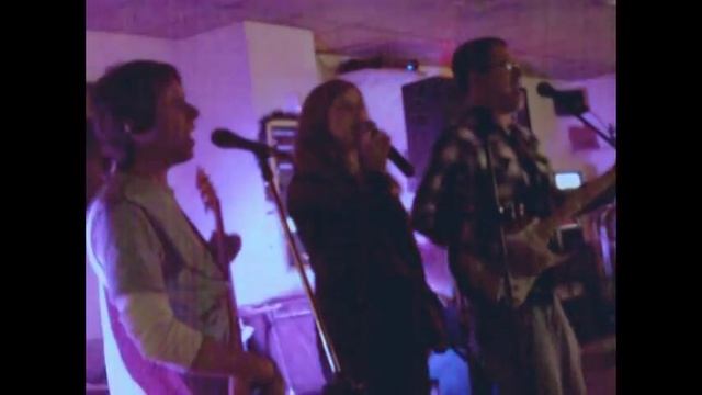 REMIX: Stone Biskit performing 'Gold Dust Woman' смотреть онлайн