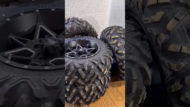 Колеса для квадроцикла: шины Maxxis bighorn 2.0 27x9-14 и 27х11-14+ диски ITP TORNADO смотреть онлайн