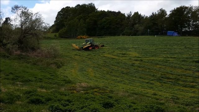 1 Schnitt 2015 Mähen mit Claas Arion 630 und Samasz KDF 300 und Samasz PDD 810 Butterfly смотреть онлайн