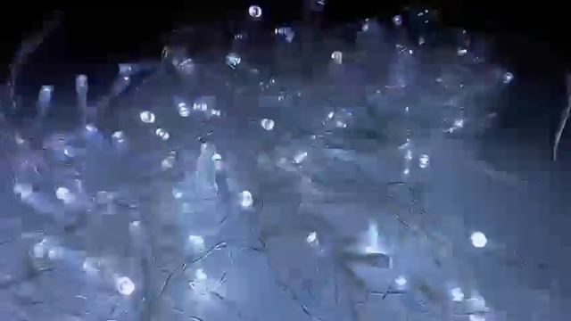 EUROLED.LV / LED Ziemassvētku āra - zem nojumes un iekštelpu virtene, lāstekas 5x0.7m / 216 diodes смотреть онлайн