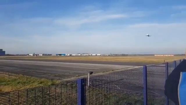 Spectacular Beluga XL flypast at Broughton in first UK flight смотреть онлайн