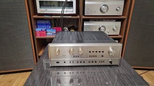 Accuphase E-301