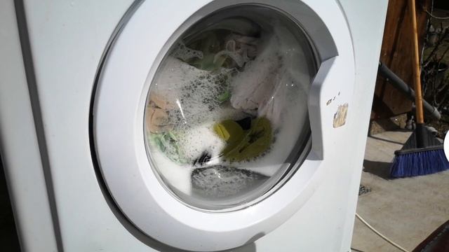 INDESIT Pushing the door! смотреть онлайн