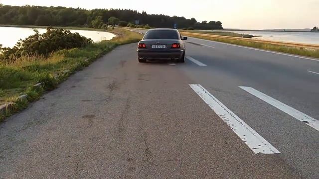 BMW E38 740i Sound Burnout смотреть онлайн