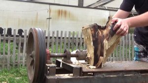 Дровокол винтовой, с  бензиновым  двигателем  6,5 лс.