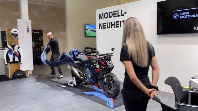 Happy New Year! I Hedin Automotive Schweiz смотреть онлайн