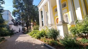 Андреевский мужской монастырь в Пленницах  расположенный в Москве, у подножья Воробьёвых гор.