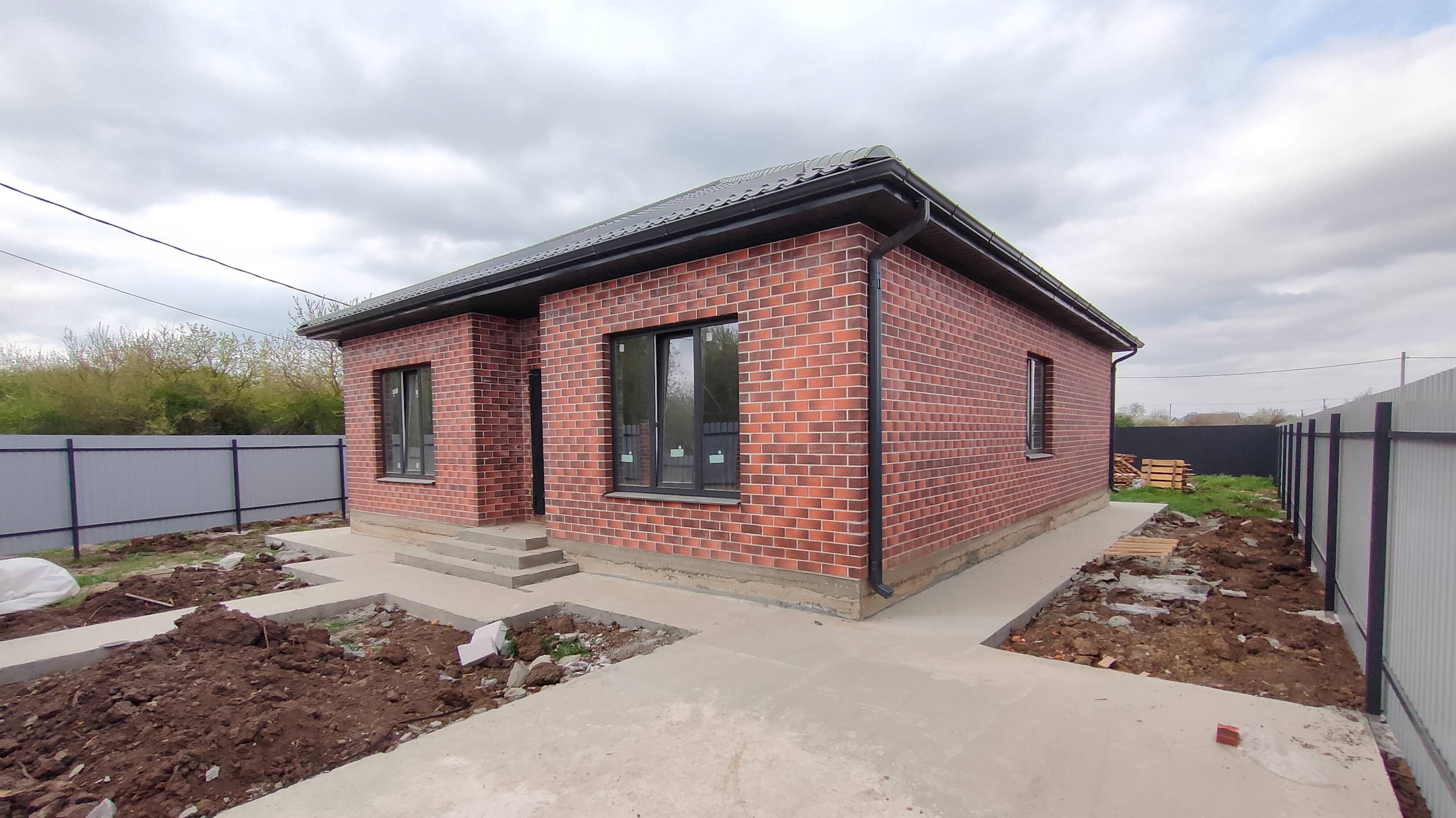 Дом в ст. Старокорсунская, рядом с Краснодаром.