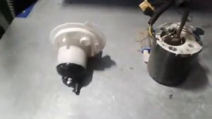 Land Rover Freelander 2 заменили топливный фильтр