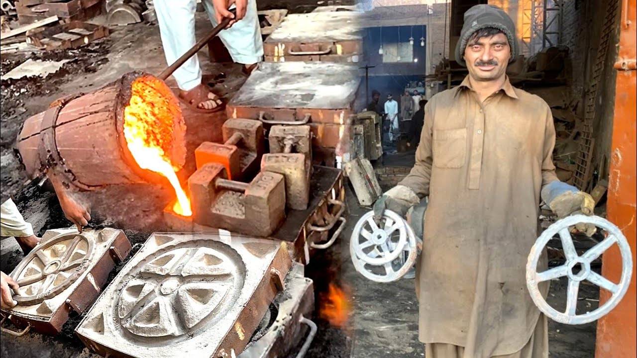 Процесс литья различных металлических корпусных деталей с использованием технологии песчаной формы смотреть онлайн