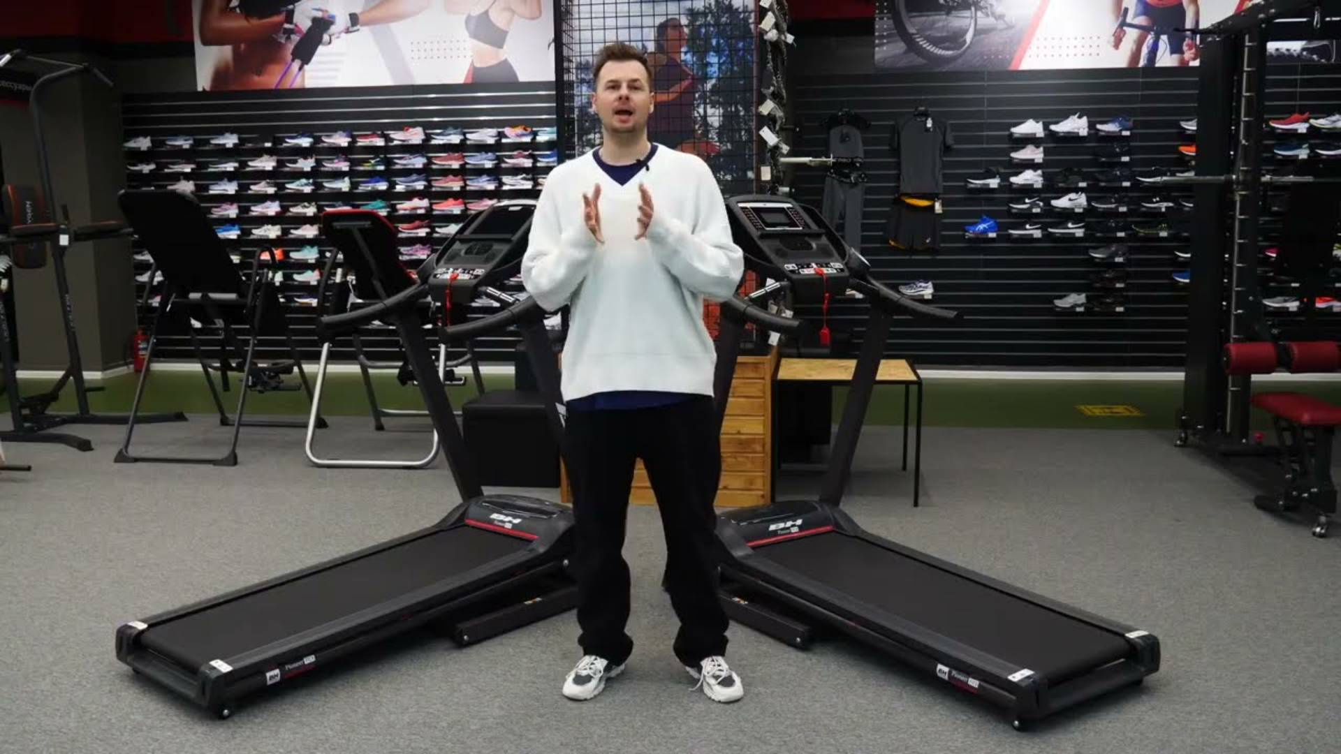 Обзор беговых дорожек BH FITNESS PIONEER R3 и PIONEER R3 TFT смотреть онлайн