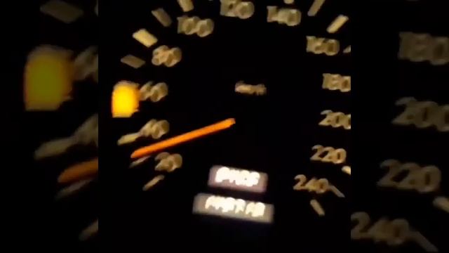 Mercedes Benz w202 C180 смотреть онлайн