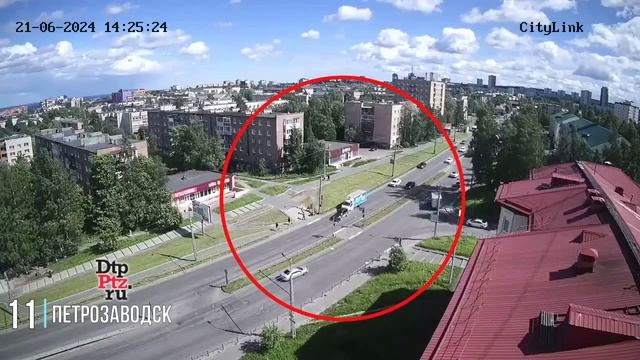 Подборка на видеорегистратор за 22.06.24 смотреть онлайн