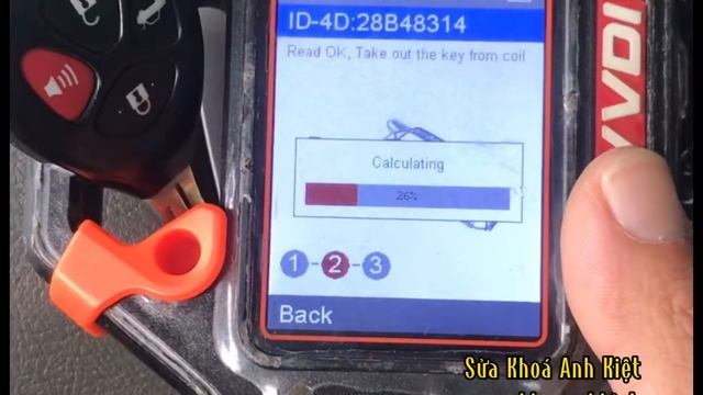 Program to copy 4D chip Toyota Camry by VVDI KEY TOOL смотреть онлайн
