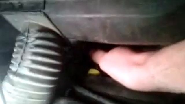 2000 BMW 540i CCV noise смотреть онлайн